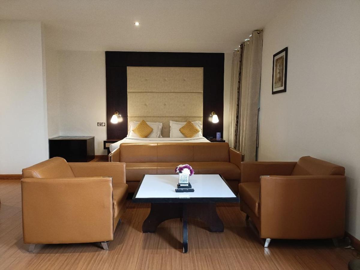 Manhattan Avenue Hotel Dubaj Kültér fotó