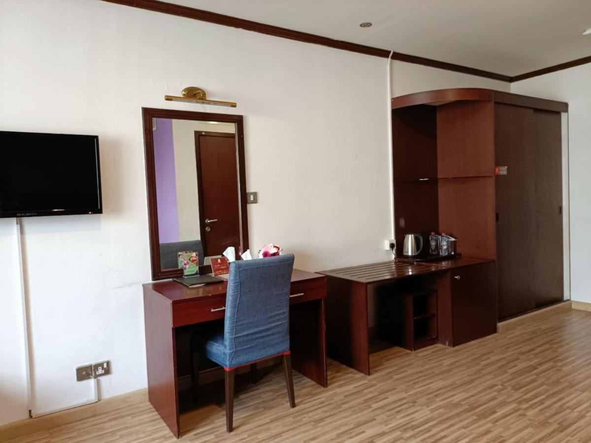 Manhattan Avenue Hotel Dubaj Kültér fotó